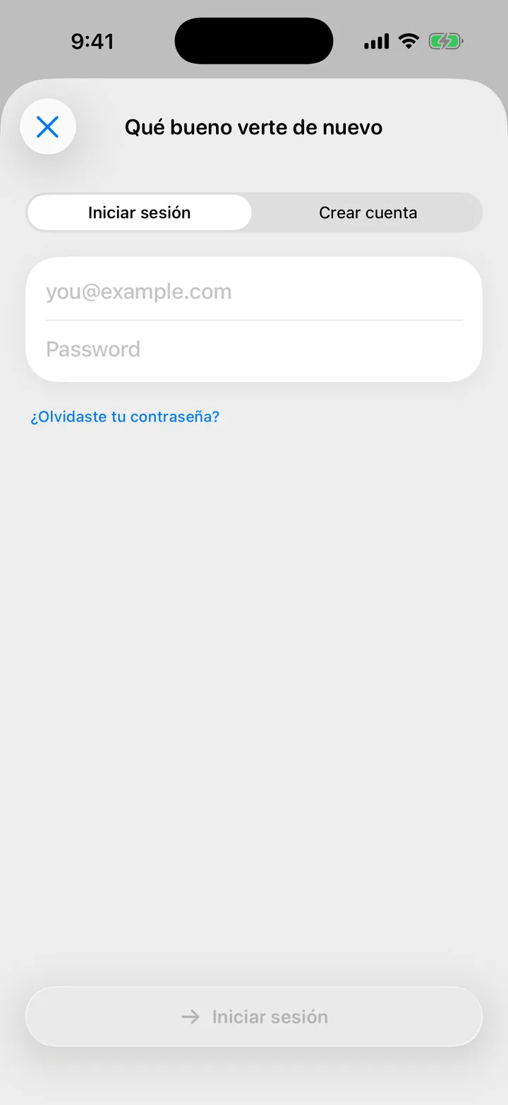 La pantalla de correo con Iniciar sesión elegido, los campos de correo y contraseña, y ¿Olvidaste tu contraseña?.