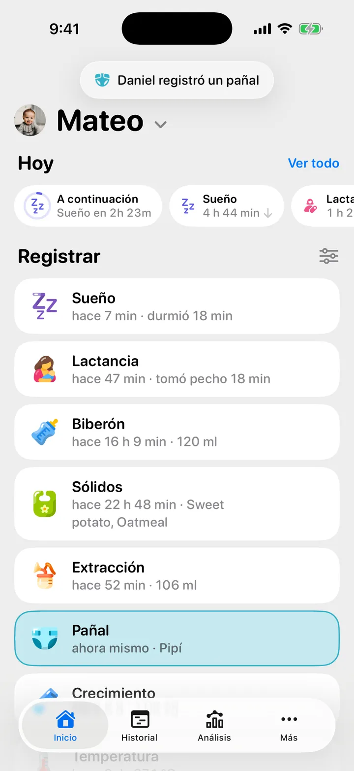 Inicio con un aviso arriba que dice que Daniel registró un pañal.
